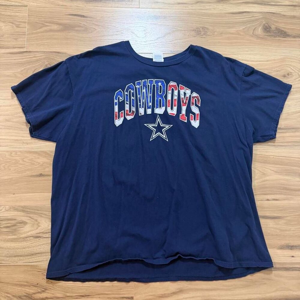 Navy blue NFL Dallas Cowboys tee graphic football Size XXL